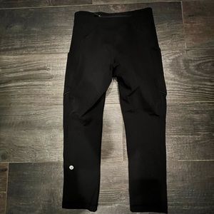 NWT Lululemon Black Capri 25 Align HR PANT